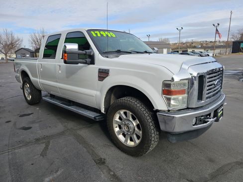 Used 2010 Ford F250 4x4 Crew Cab Super Duty image 4