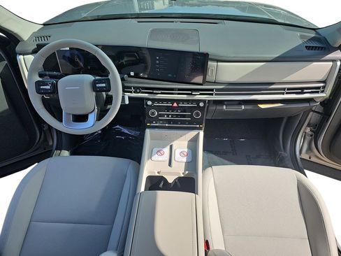 New 2026 Hyundai Santa Fe SE FWD image 9