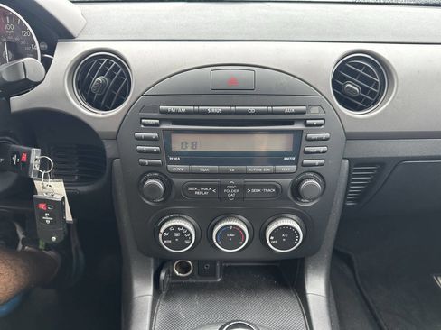 Used 2009 MAZDA MX-5 Miata Sport w/ Convenience Pkg RWD image 12