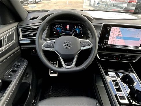 New 2026 Volkswagen Atlas Cross Sport SEL Premium R-Line AWD/4WD image 19