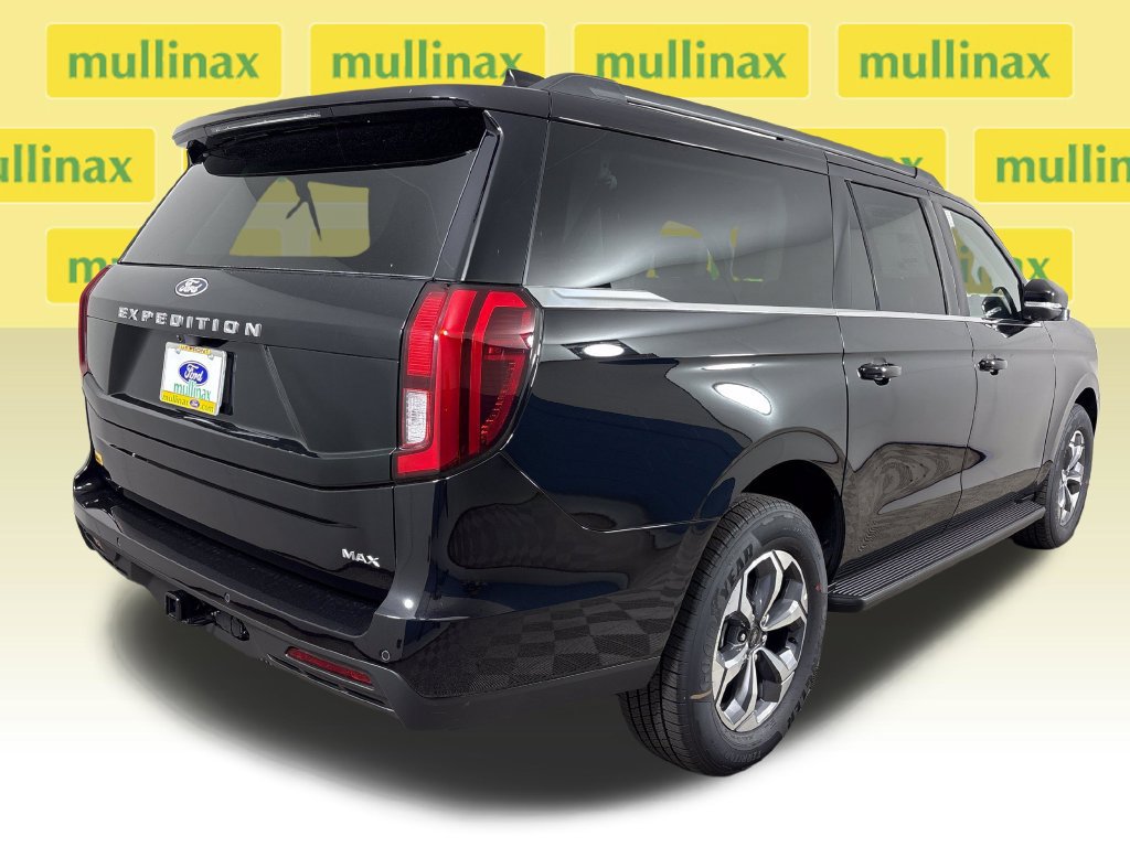 New 2027 Ford Expedition Max Active RWD image 4