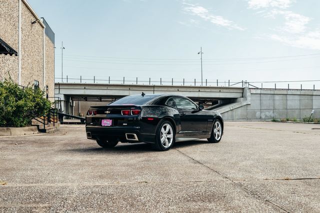 Used 2010 Chevrolet Camaro SS w/ LPO, Ground Effects Package RWD image 23