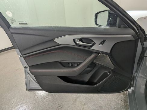 Used 2025 Acura TLX Type S image 9