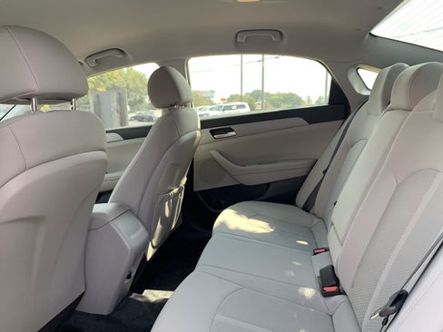Used 2019 Hyundai Sonata SE FWD image 32