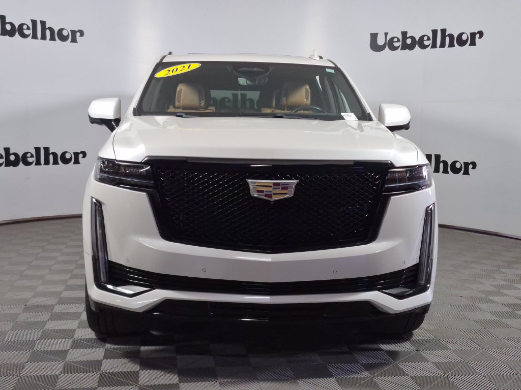 Used 2021 Cadillac Escalade ESV Sport w/ Driver Assist Tech Package AWD/4WD image 2