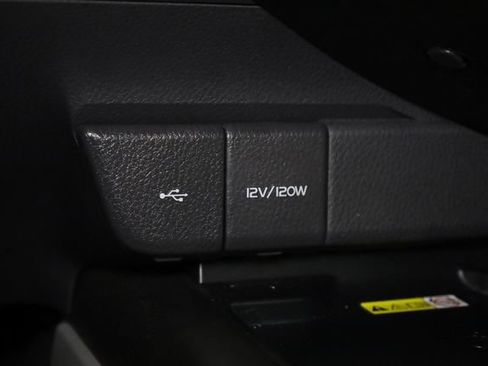 Used 2022 Toyota Camry XLE AWD/4WD image 20