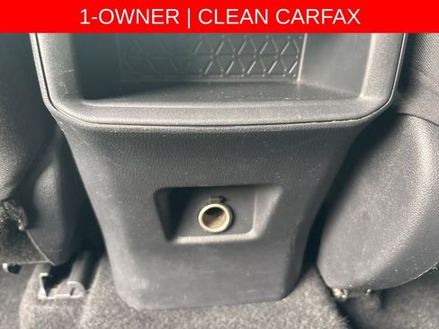 Used 2021 Toyota RAV4 LE AWD/4WD image 8