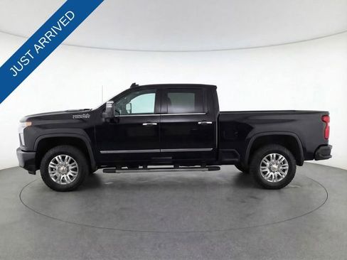 Used 2024 Chevrolet Silverado 3500 High Country w/ High Country Premium Package image 11