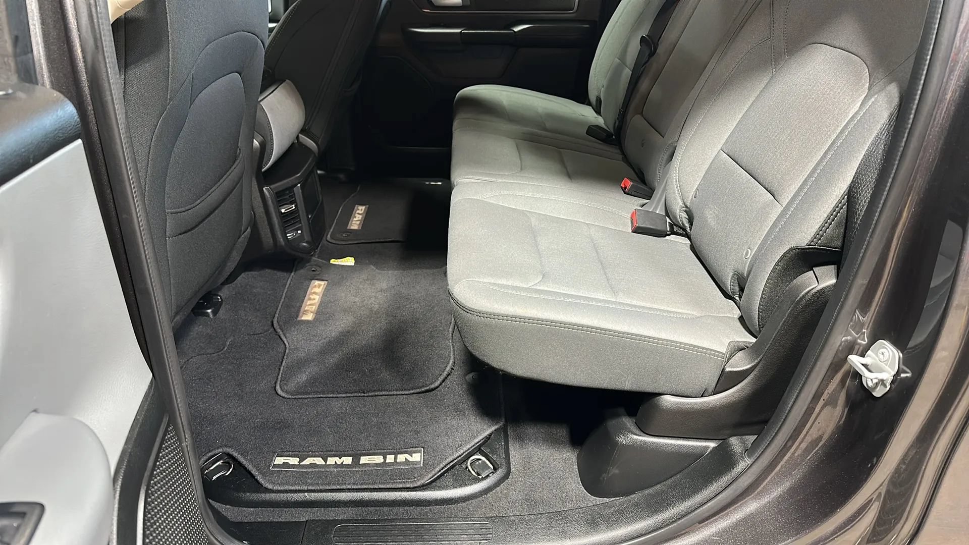 Used 2019 RAM 1500 Big Horn AWD/4WD image 10