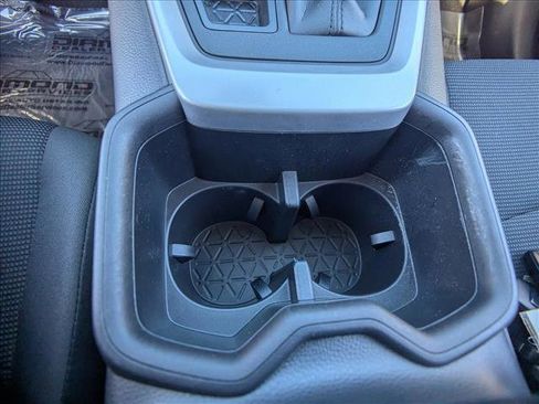 Used 2023 Toyota RAV4 LE image 21