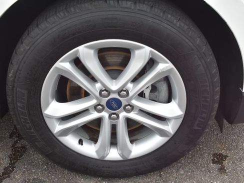 Used 2020 Ford Edge SEL w/ Convenience Package AWD/4WD image 46
