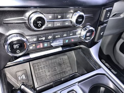 Used 2021 Ford F150 Limited image 19