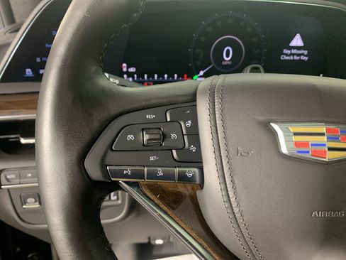 Used 2021 Cadillac Escalade ESV Sport Platinum AWD/4WD image 18