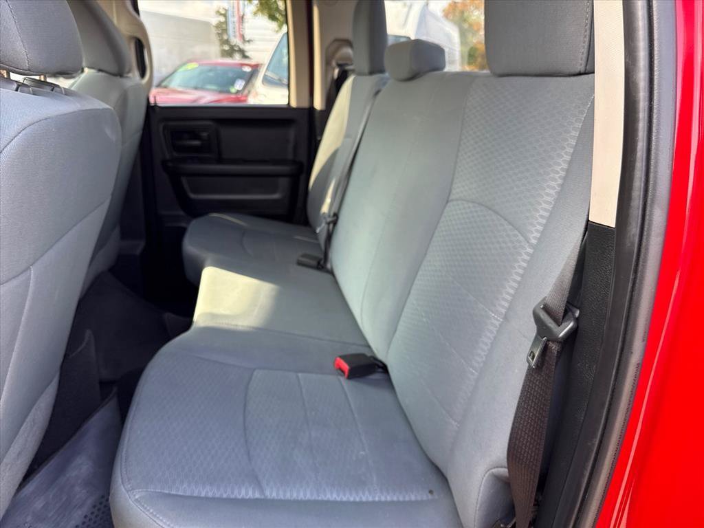 Used 2017 RAM 1500 Express AWD/4WD image 19