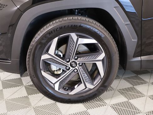 Certified 2023 Hyundai Tucson Limited image 19