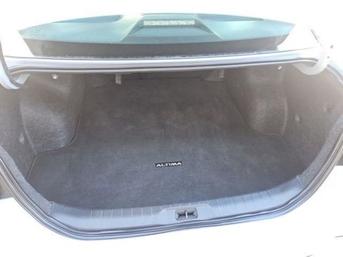 Used 2024 Nissan Altima 2.5 SR image 23