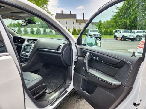 Used 2017 GMC Acadia Limited SLT AWD/4WD image 42