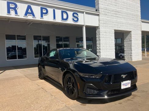 New 2026 Ford Mustang GT RWD image 1