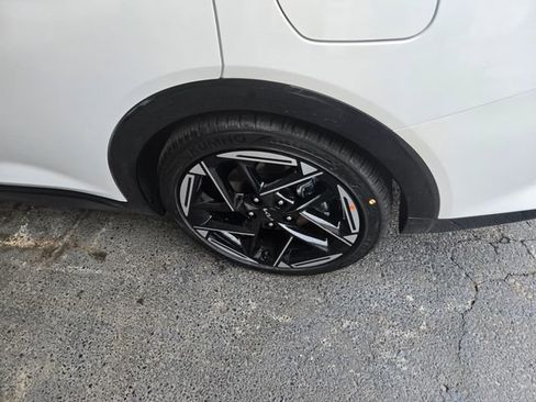 New 2026 Kia K4 GT-Line FWD image 22