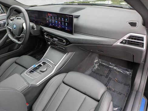 Used 2025 BMW i4 eDrive40 RWD image 22