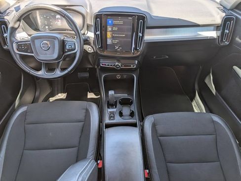 Used 2020 Volvo XC40 T5 Momentum AWD/4WD image 22
