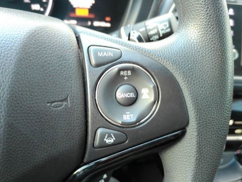 Used 2022 Honda HR-V EX image 37