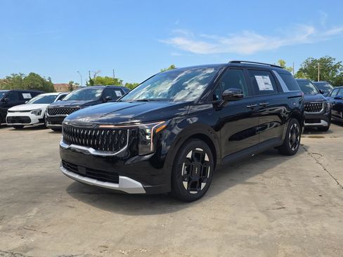 New 2026 Kia Carnival EX FWD image 4