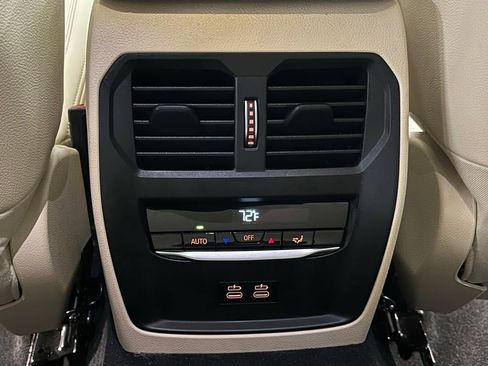 Used 2022 BMW 330i xDrive Sedan w/ Premium Package 2 image 25