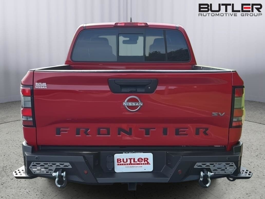 Used 2022 Nissan Frontier SV w/ SV Premium Package RWD image 5