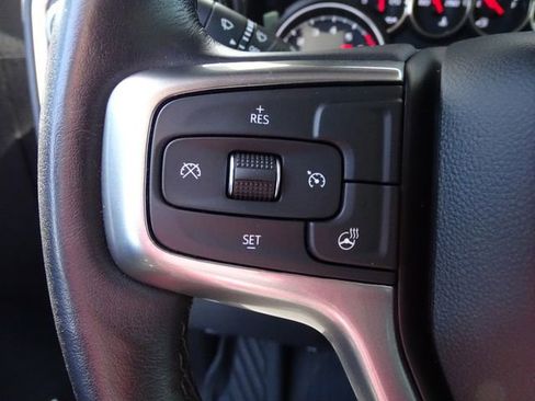 Used 2021 Chevrolet Silverado 1500 LT Trail Boss w/ Convenience Package II AWD/4WD image 19