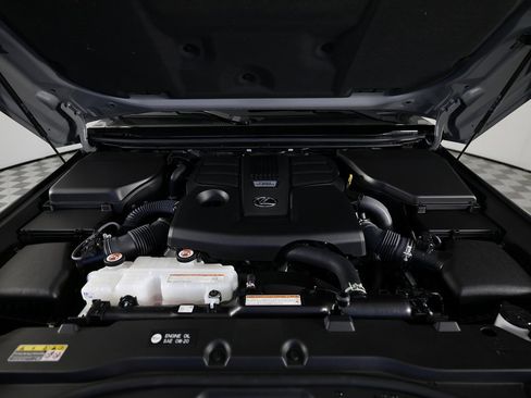 Used 2025 Lexus GX 550 image 44