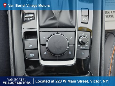 Used 2025 MAZDA CX-50 AWD 2.5 Hybrid w/ Weather Package image 22