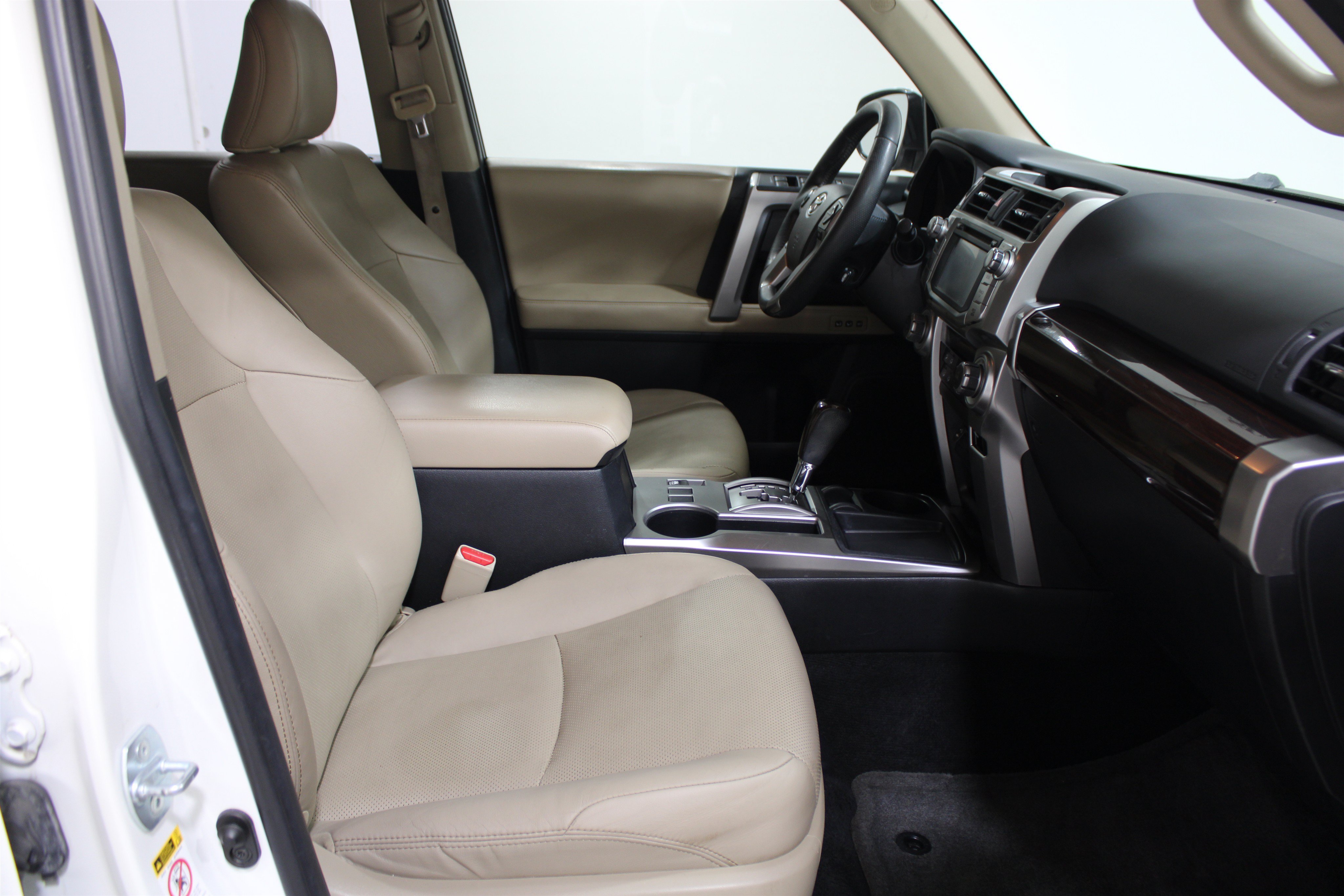 Used 2015 Toyota 4Runner Limited RWD image 24