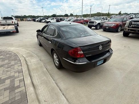 Used 2005 Buick LaCrosse CXL w/ Gold Convenience Package FWD image 5