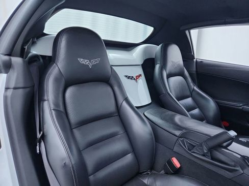 Used 2010 Chevrolet Corvette Grand Sport w/ Preferred Equipment Group image 26