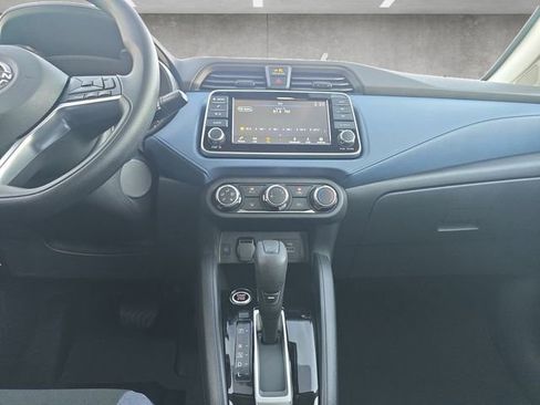 New 2025 Nissan Versa SV image 3