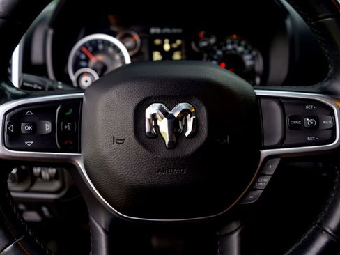 Used 2019 RAM 1500 Big Horn RWD image 12