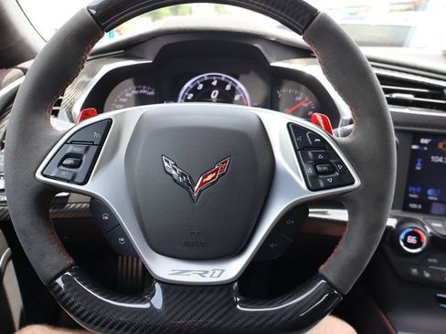 Used 2019 Chevrolet Corvette ZR1 RWD image 7