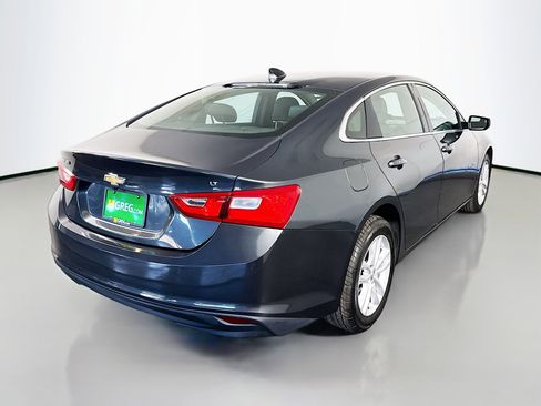 Used 2018 Chevrolet Malibu LT image 10