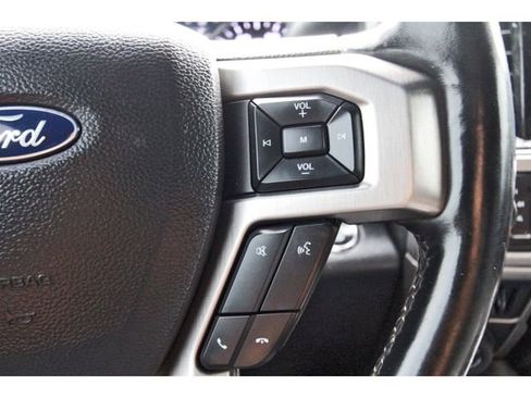 Used 2022 Ford F250 Platinum w/ FX4 Off-Road Package AWD/4WD image 19