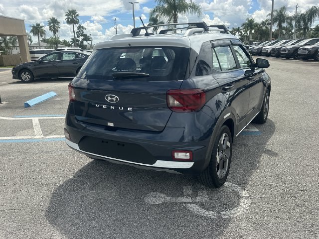 Certified 2025 Hyundai Venue Limited FWD image 6