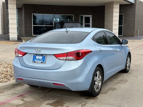 Used 2013 Hyundai Elantra GLS w/ Preferred Pkg image 5