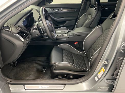 Certified 2023 Cadillac CT5 V Blackwing w/ Carbon Fiber Package 2 RWD image 18