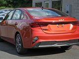Used 2022 Kia Forte LXS w/ LXS Technology Package image 4
