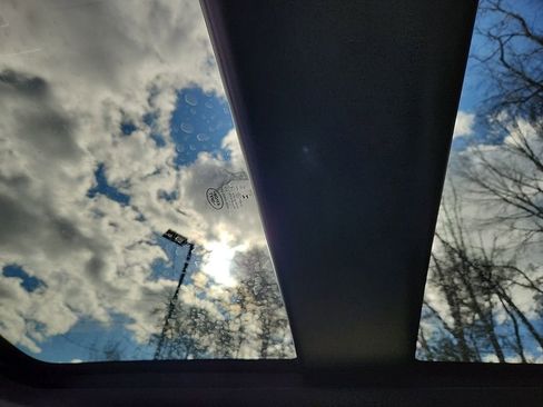 Certified 2026 Land Rover Range Rover Evoque S image 9