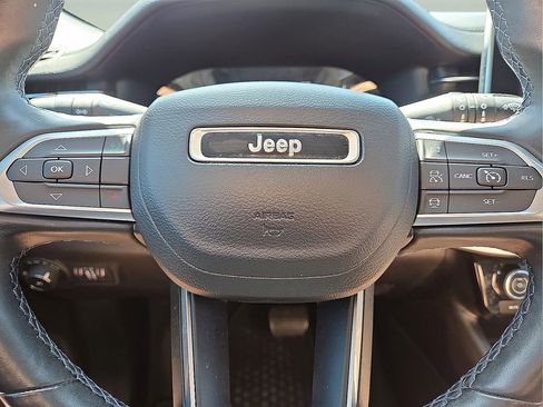 Used 2022 Jeep Compass Latitude w/ Sun and Sound Group image 31