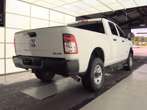 Used 2022 RAM 2500 Tradesman AWD/4WD image 4