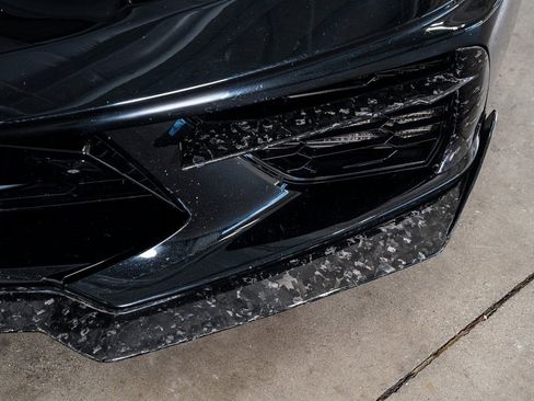 Used 2021 Chevrolet Corvette Stingray w/ Z51 Performance Package image 16