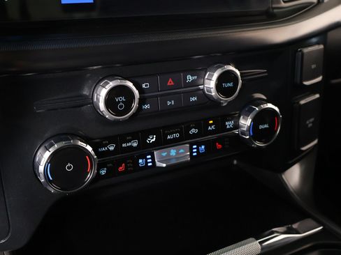 Used 2026 Ford F150 Lariat w/ Equipment Group 501A Mid AWD/4WD image 8