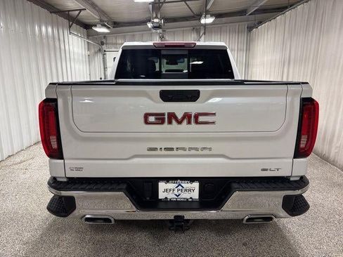 Used 2024 GMC Sierra 1500 SLT AWD/4WD image 5